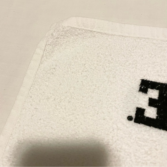 Gatorade Sports Towel Gym Double Sided Towel - Picture 10 of 16